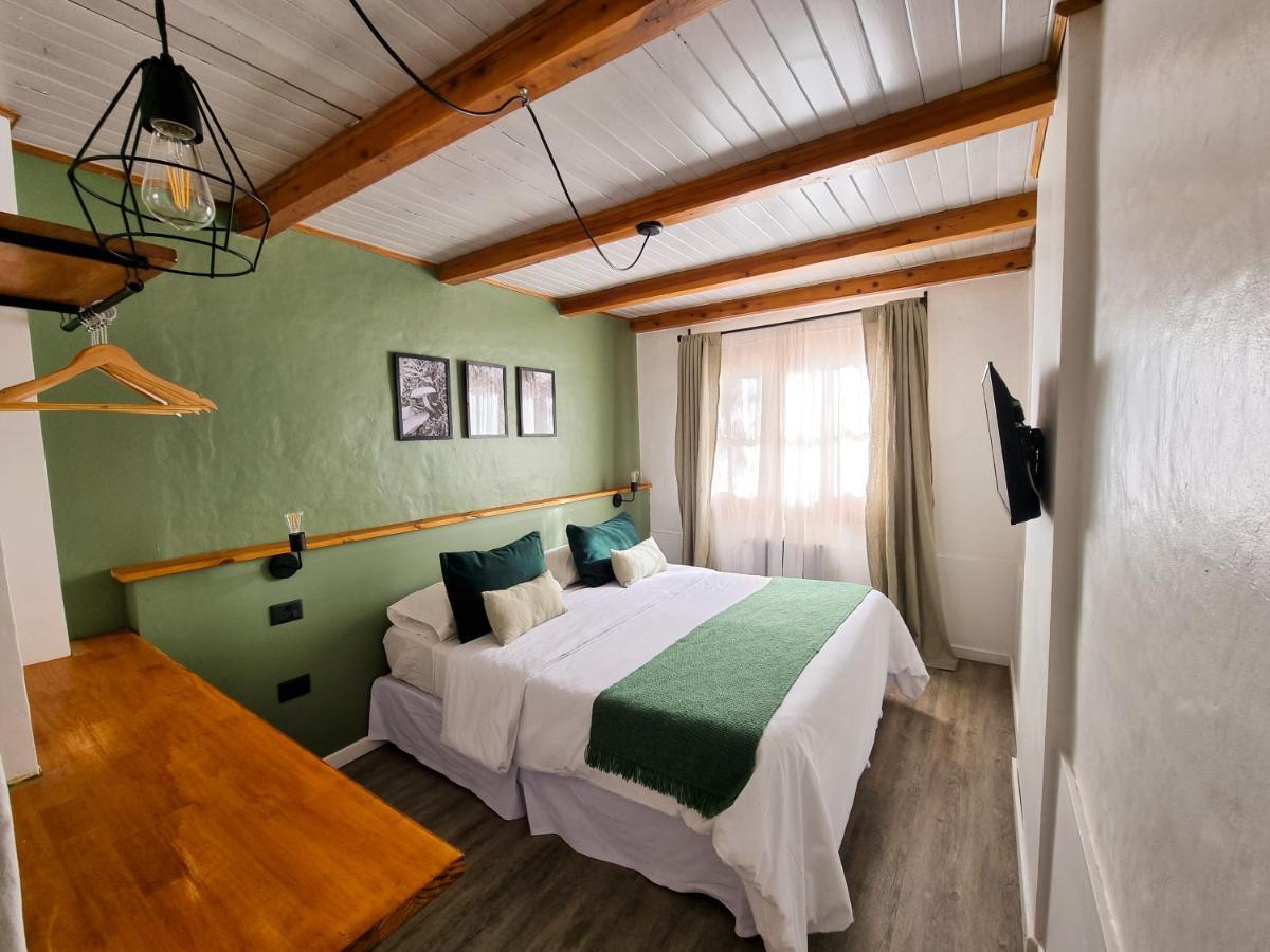 Hosteria Las Lucarnas San Martin de los Andes Exterior photo